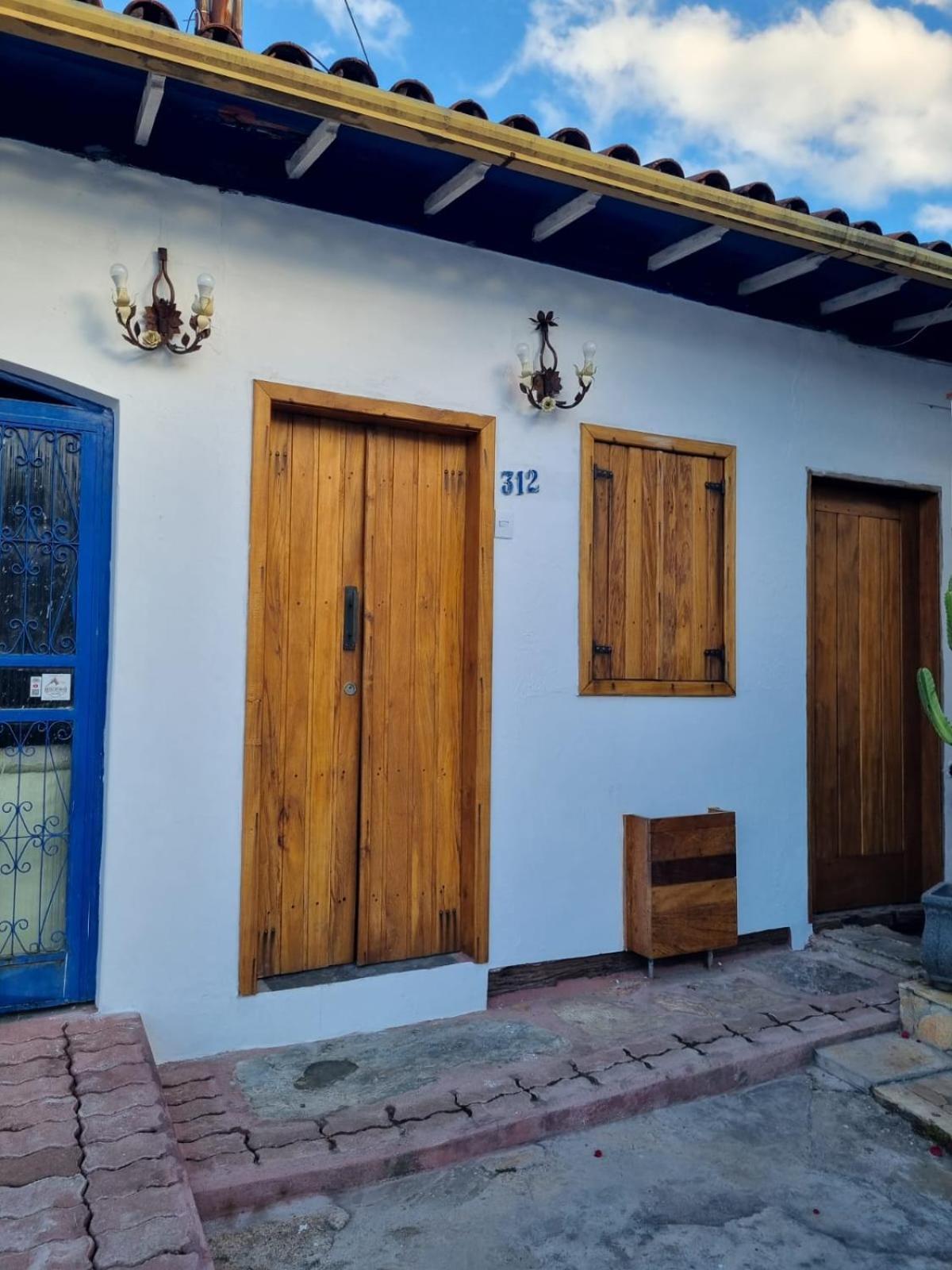 Pousada Casa Da Cintia Диамантина Екстериор снимка